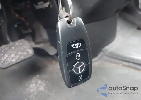 2019 Mercedes-Benz Sprinter 2500 High Roof V6 from USA, damaged, VIN WD4FF1CD2KT014681